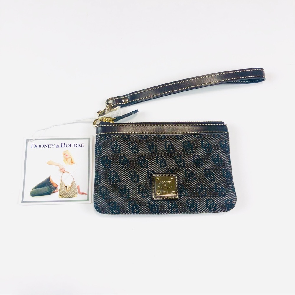 Dooney & Bourke wristlet - Picture 1 of 3